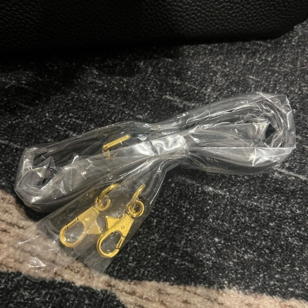 Cordae NYC Birkin Leather Handbag - Picture 3 of 6